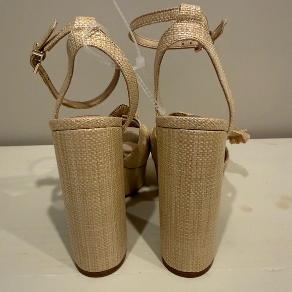 Gianni Bini Women's Hollywood Rattan Platform Sandals - Picture 6 of 8